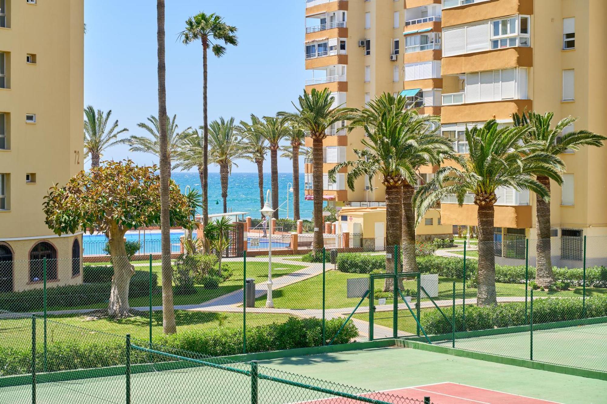 Apartamento Primera Linea Playa Algarrobo Costa Exteriör bild