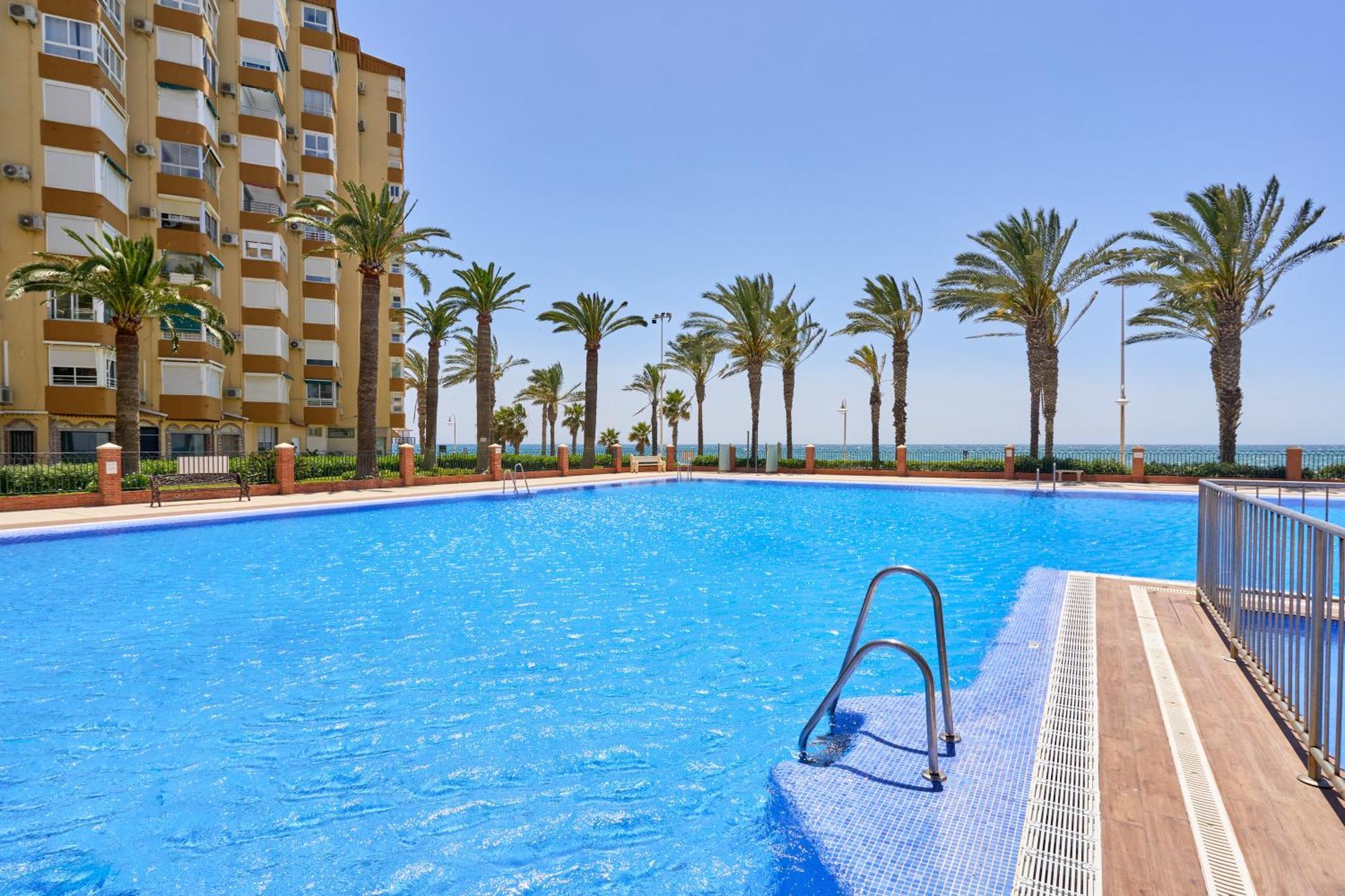 Apartamento Primera Linea Playa Algarrobo Costa Exteriör bild